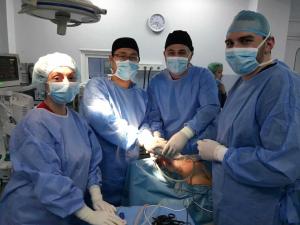 흉터 없는 갑상선암 수술 노하우 유럽 지역 의사들에게 전수